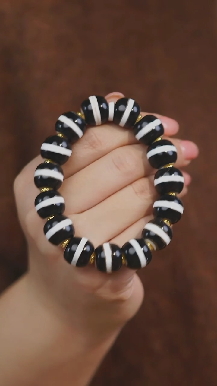 【闪购商品】玛瑙/玉髓手串未镶嵌多样性发其一