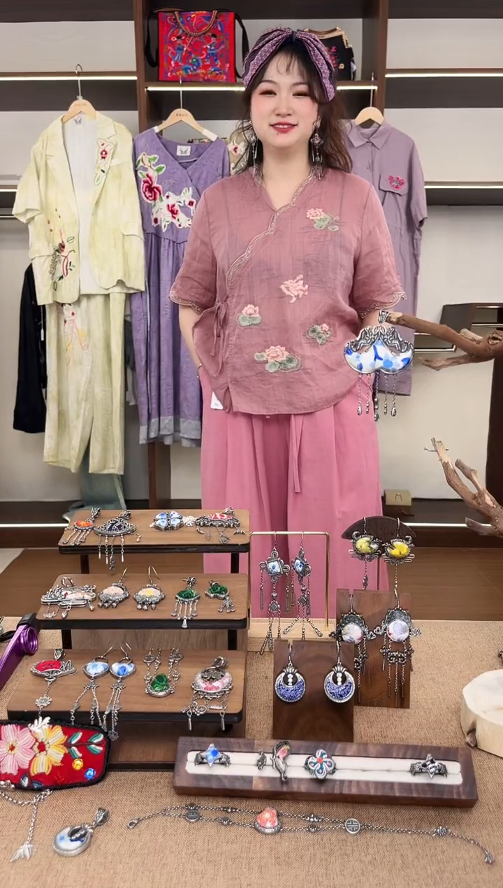 织绣A30黔东南苗族刺绣