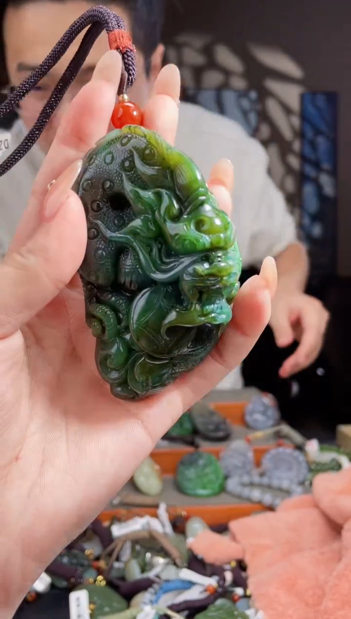 【闪购商品】和田玉颈饰未镶嵌拍一发一