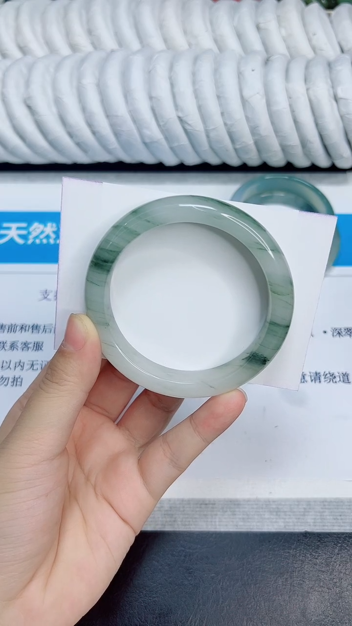 未镶嵌手镯石英质玉15/60