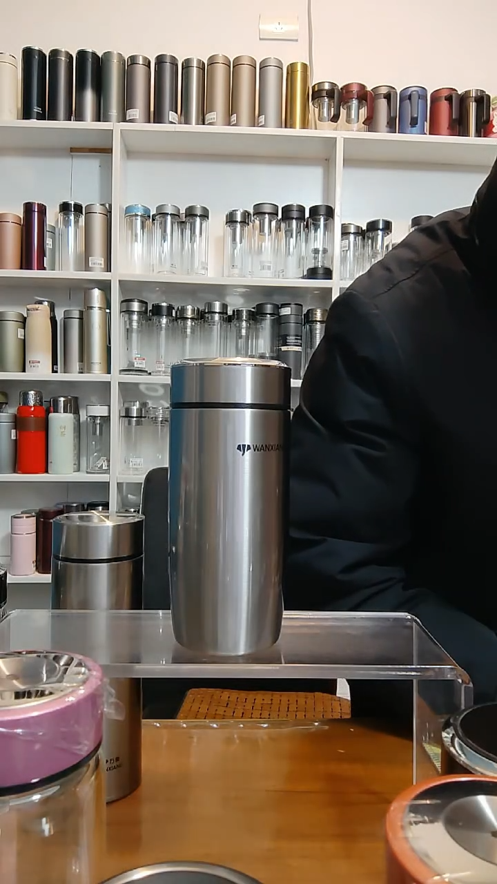 【闪购商品】F64-钛银色-460ml【杯套】