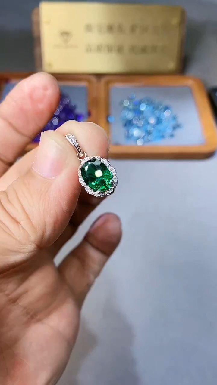 【闪购商品】透辉石吊坠银S925镶嵌156