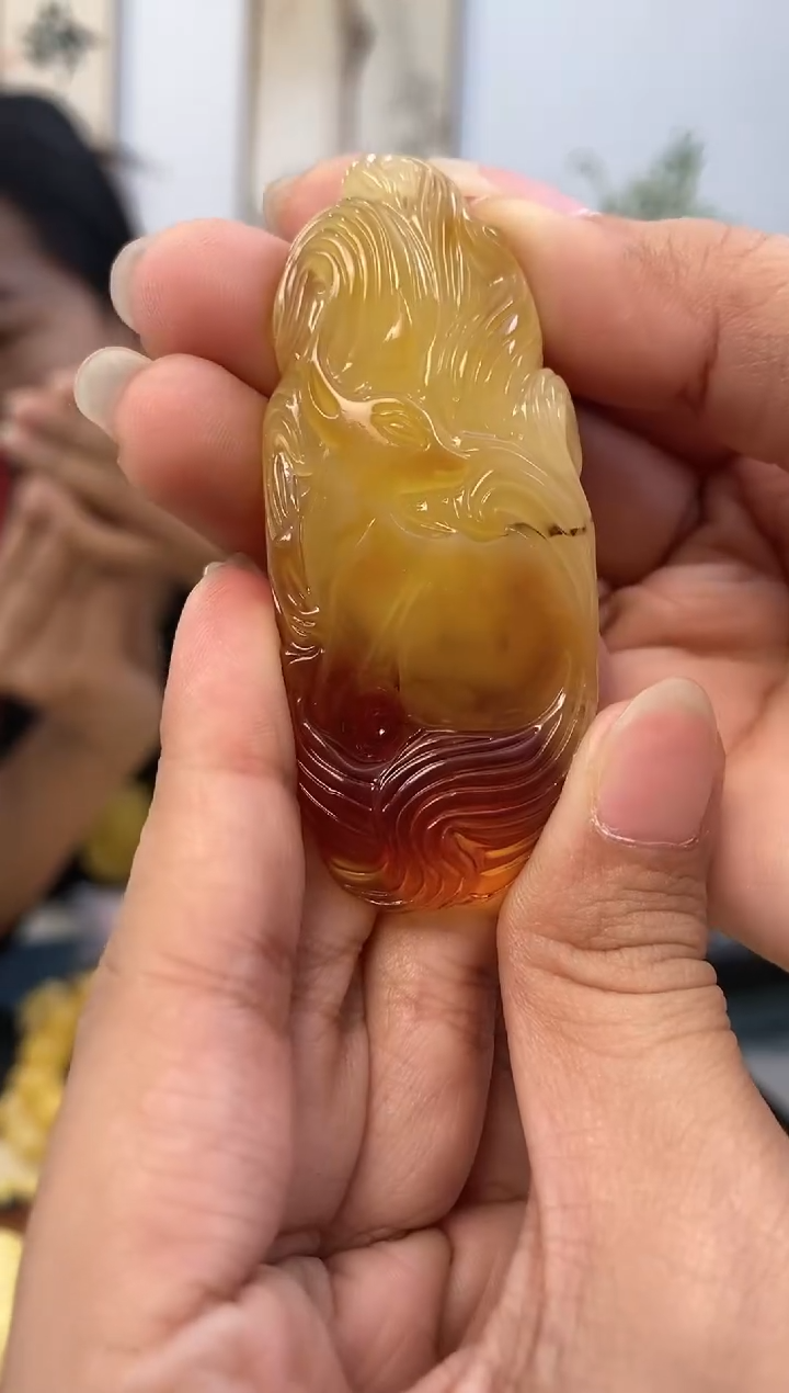 【闪购商品】蜜蜡裸石未镶嵌天然琥珀蜜蜡九尾