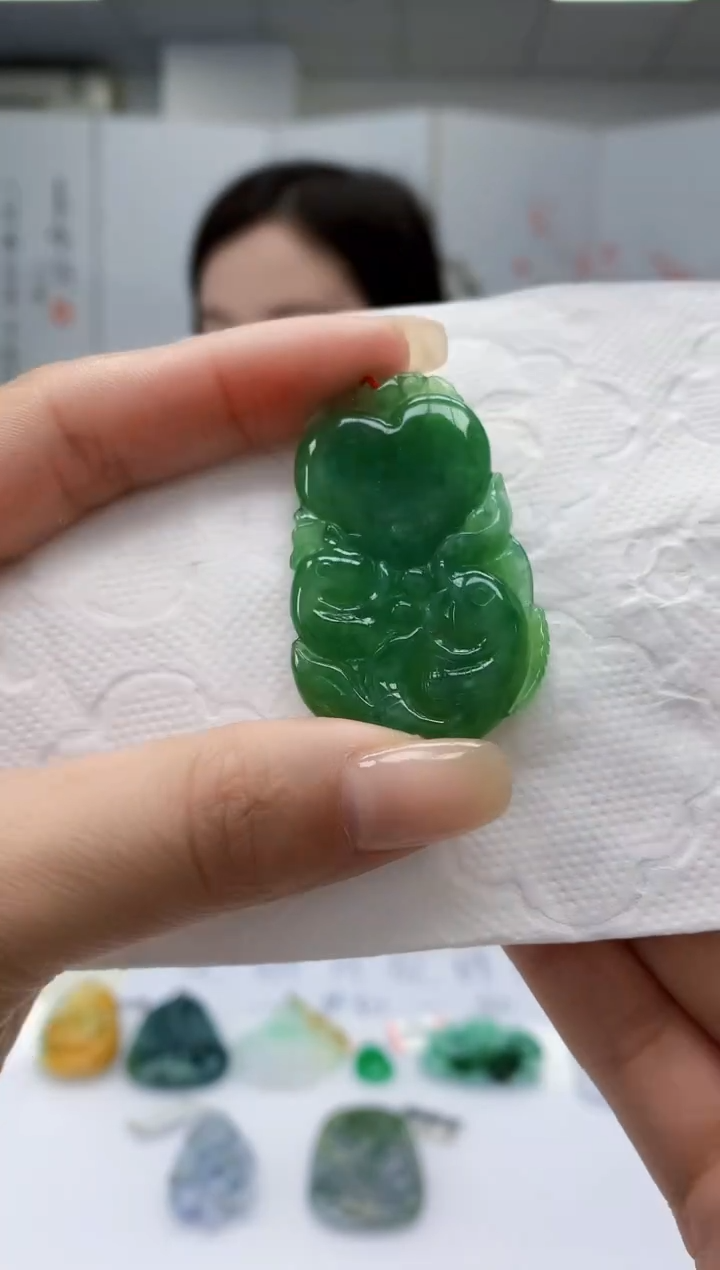 【闪购商品】定制翡翠未镶嵌4852lr-毛货挂件100