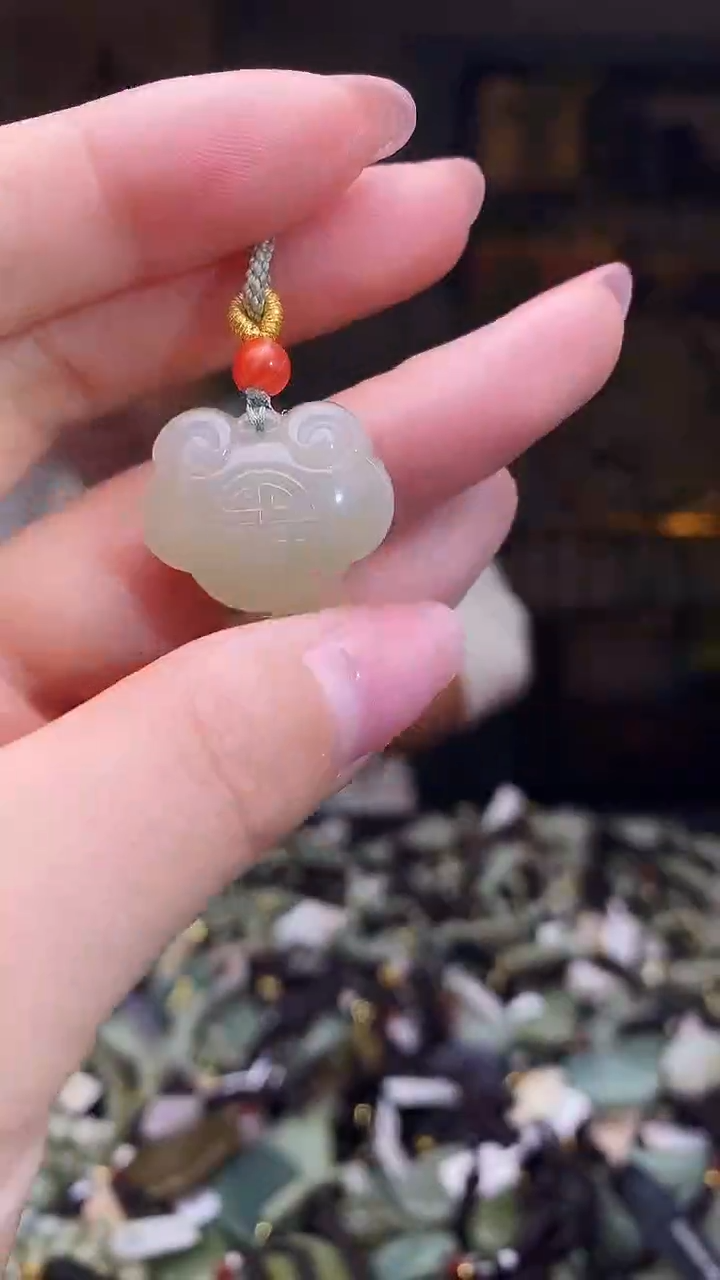 颈饰未镶嵌和田玉多样性发货，拍一发一