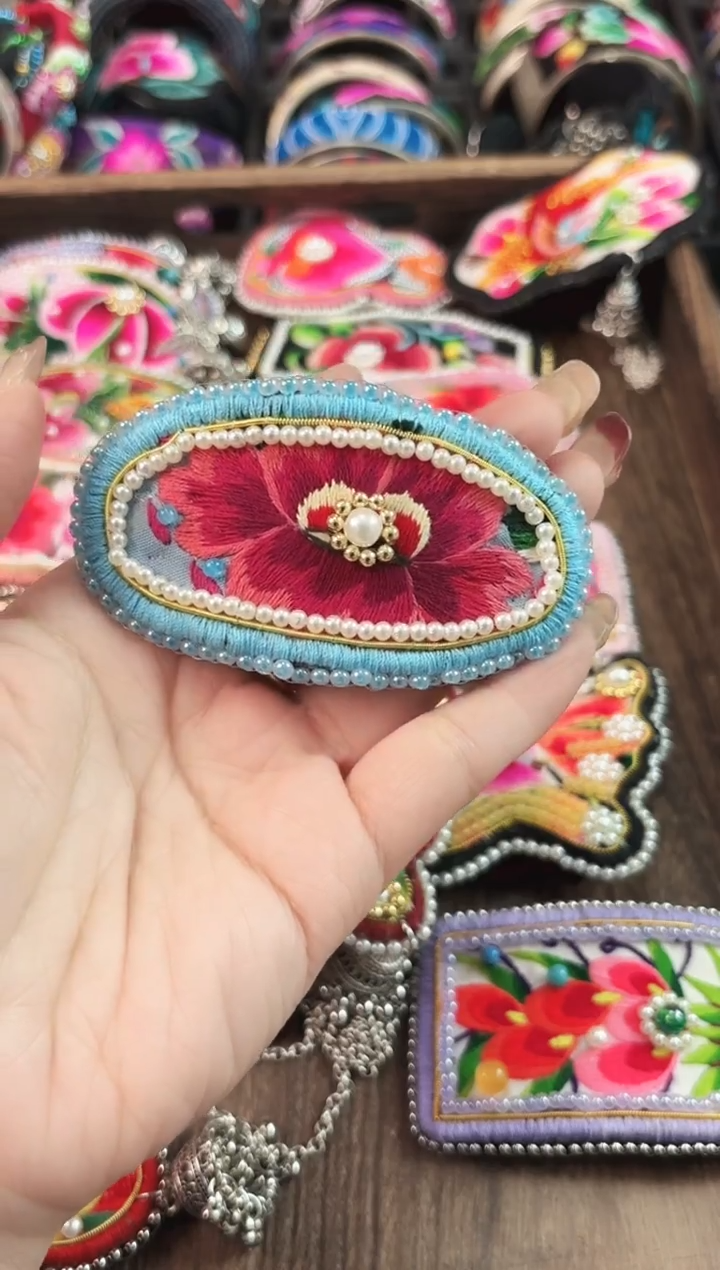 艺枝独绣手工饰品155