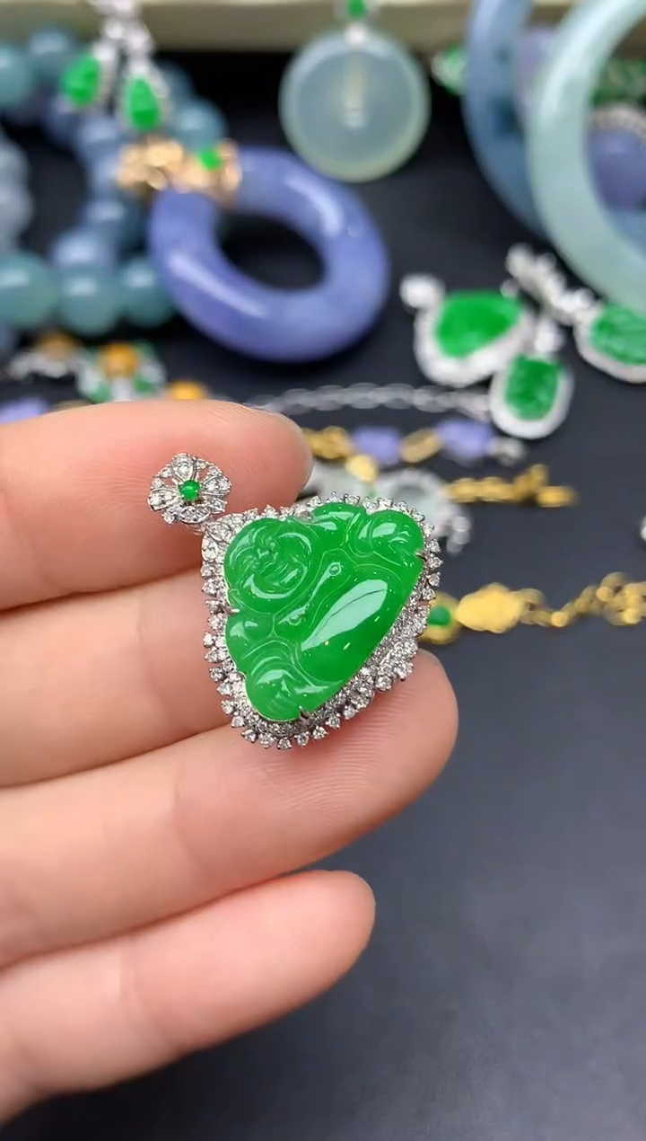 颈饰18K金镶嵌翡翠351-雪姐翡翠天天见