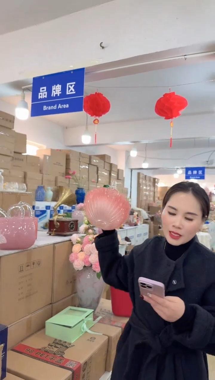 【闪购商品】无铅玻璃洛芙花器-v-早2