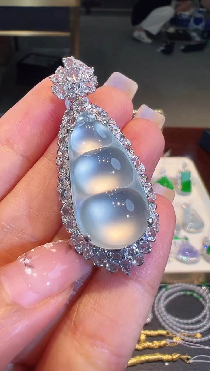 翡翠18K金镶嵌吊坠(不含链)翡翠