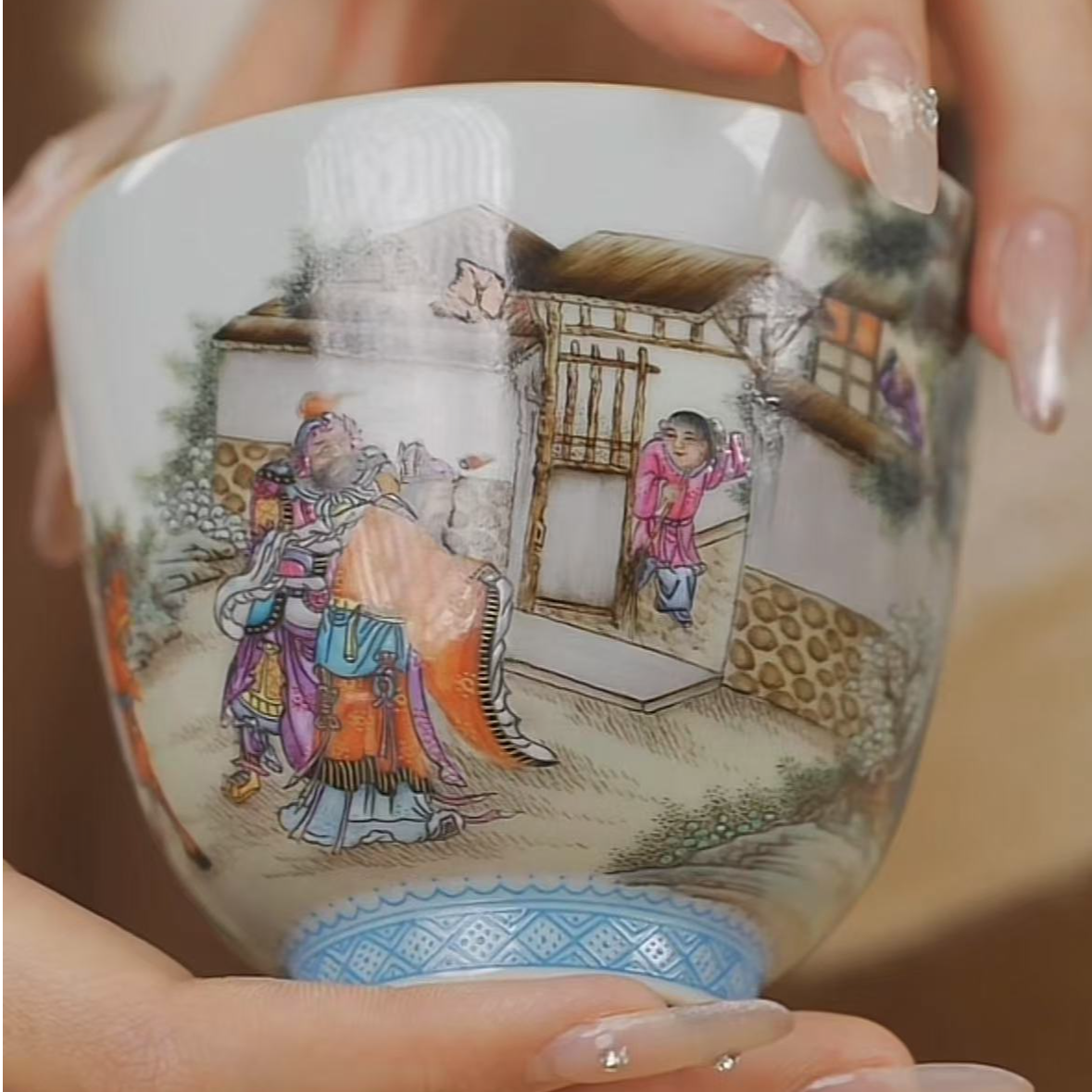 国呈拍卖古董瓷器