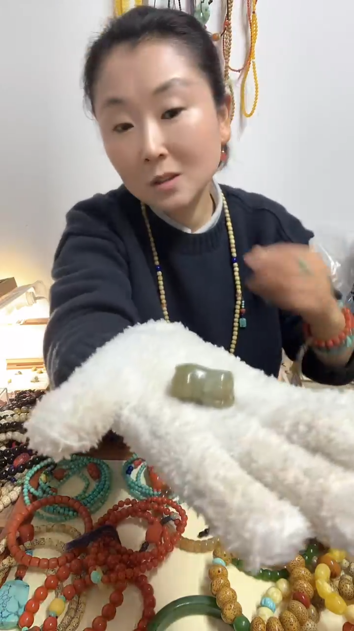 【闪购商品】和田玉颈饰未镶嵌天然和田玉猪来福