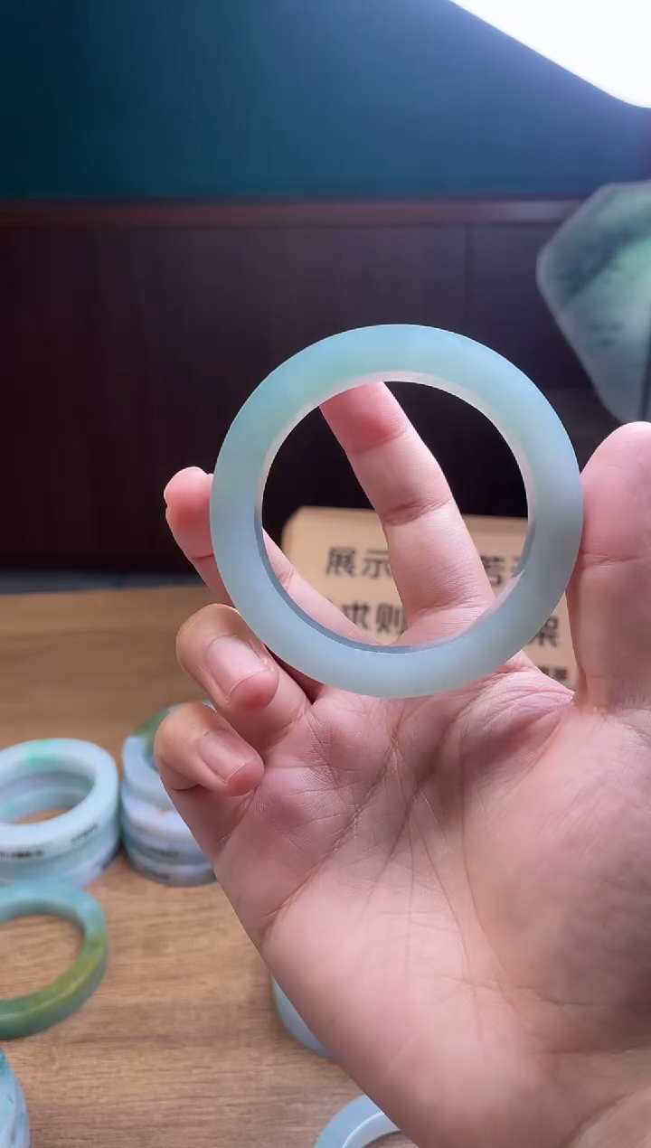 【闪购商品】定制翡翠手镯未镶嵌定制
