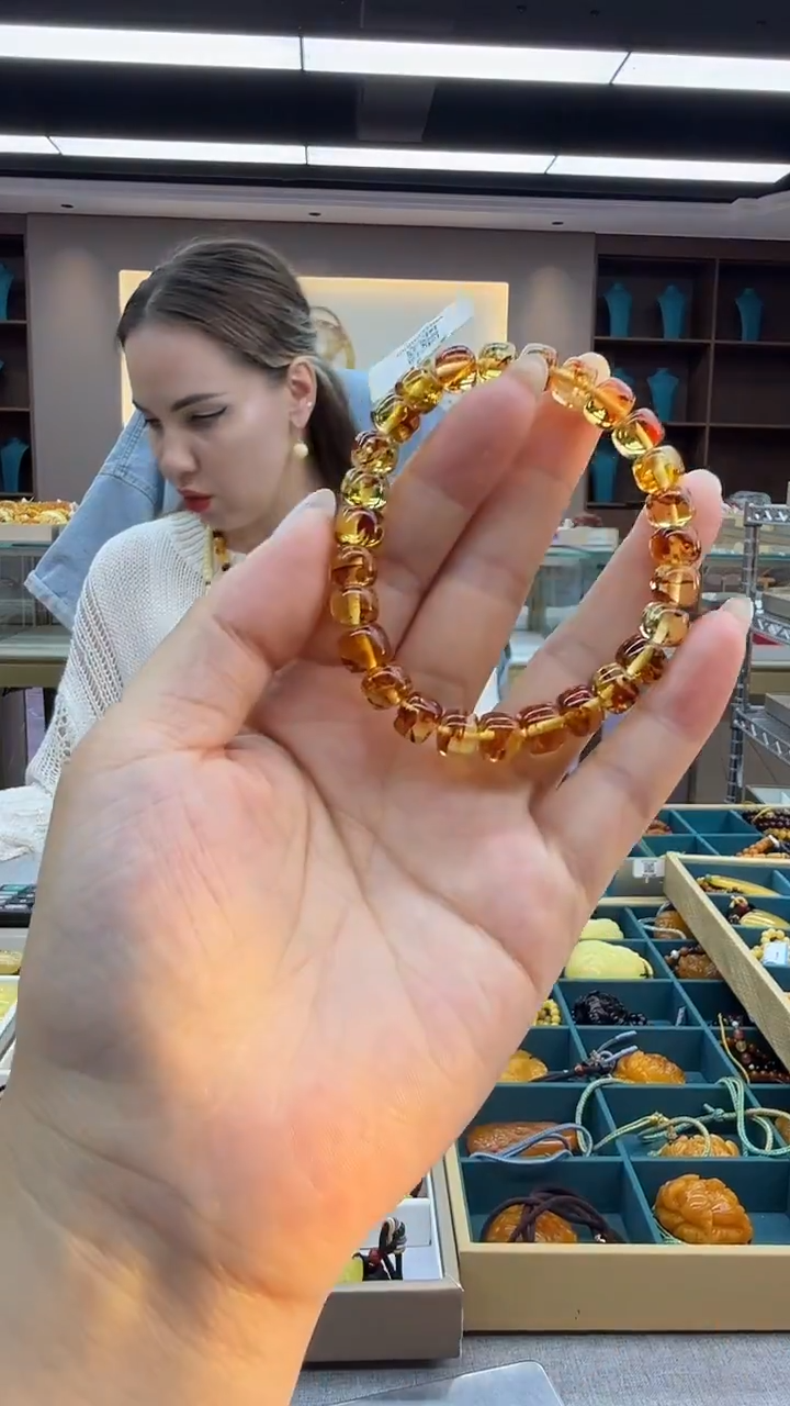 琥珀未镶嵌耳饰70秒拍号 假一罚三 