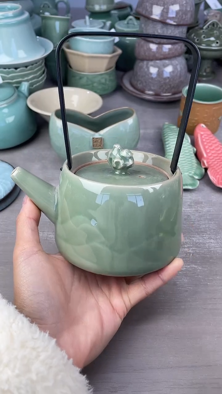 青瓷仓储清仓福利微瑕