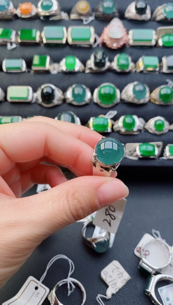 【闪购商品】翡翠戒指银S925镶嵌11111111