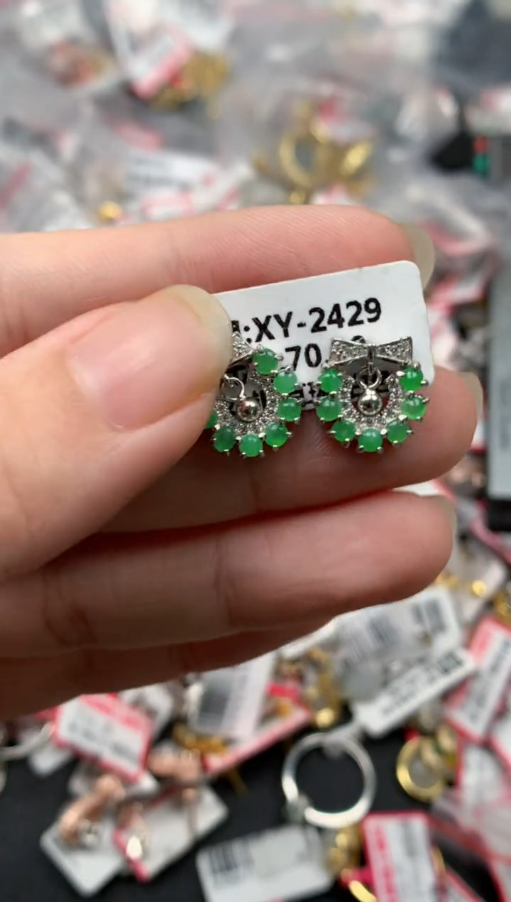 翡翠戒指银S925镶嵌天然A货缅甸翡翠