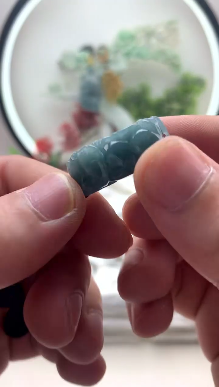 颈饰未镶嵌翡翠貔貅