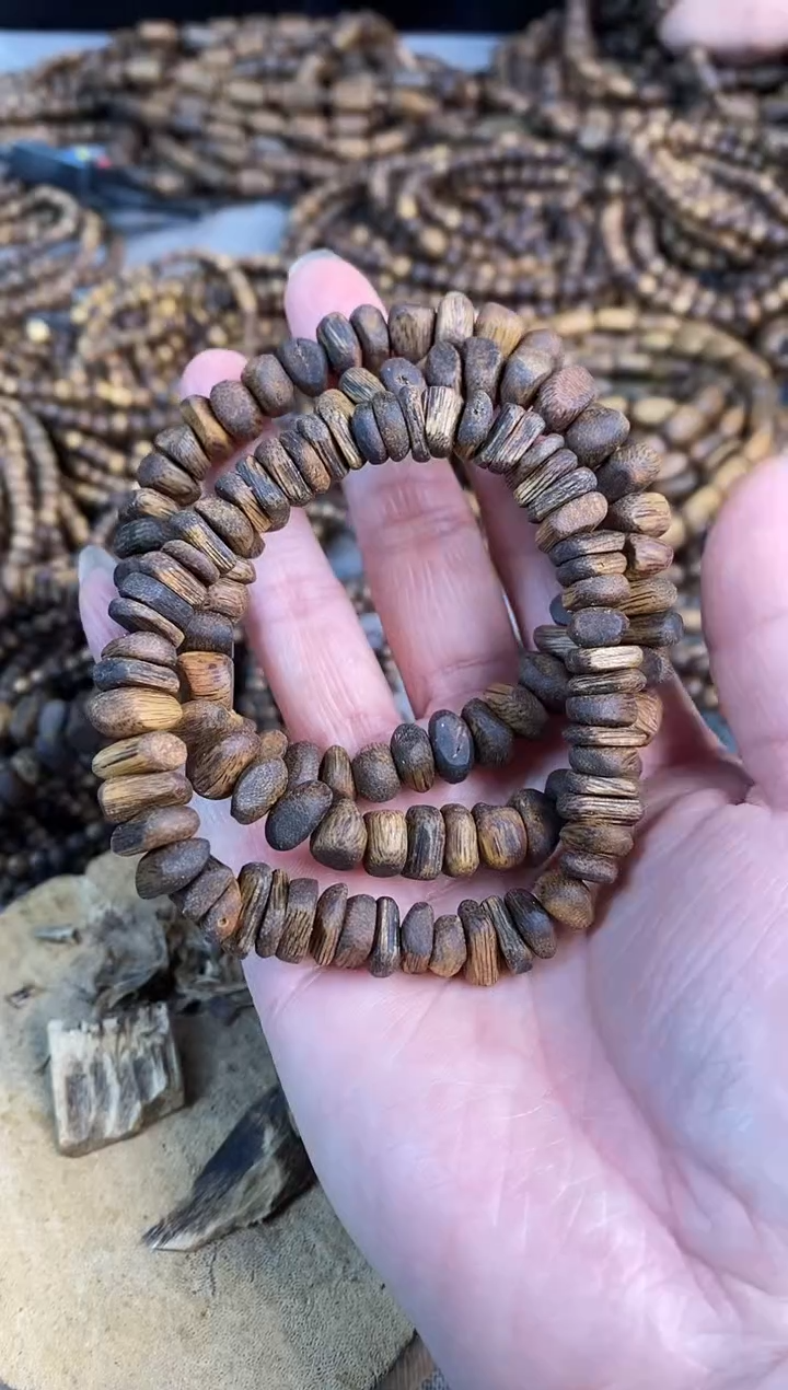 【闪购商品】沉香手串虫漏随型壳子单圈棋楠手串#8多样性发一