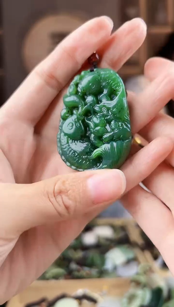 颈饰未镶嵌和田玉拍一发一，多样性发货