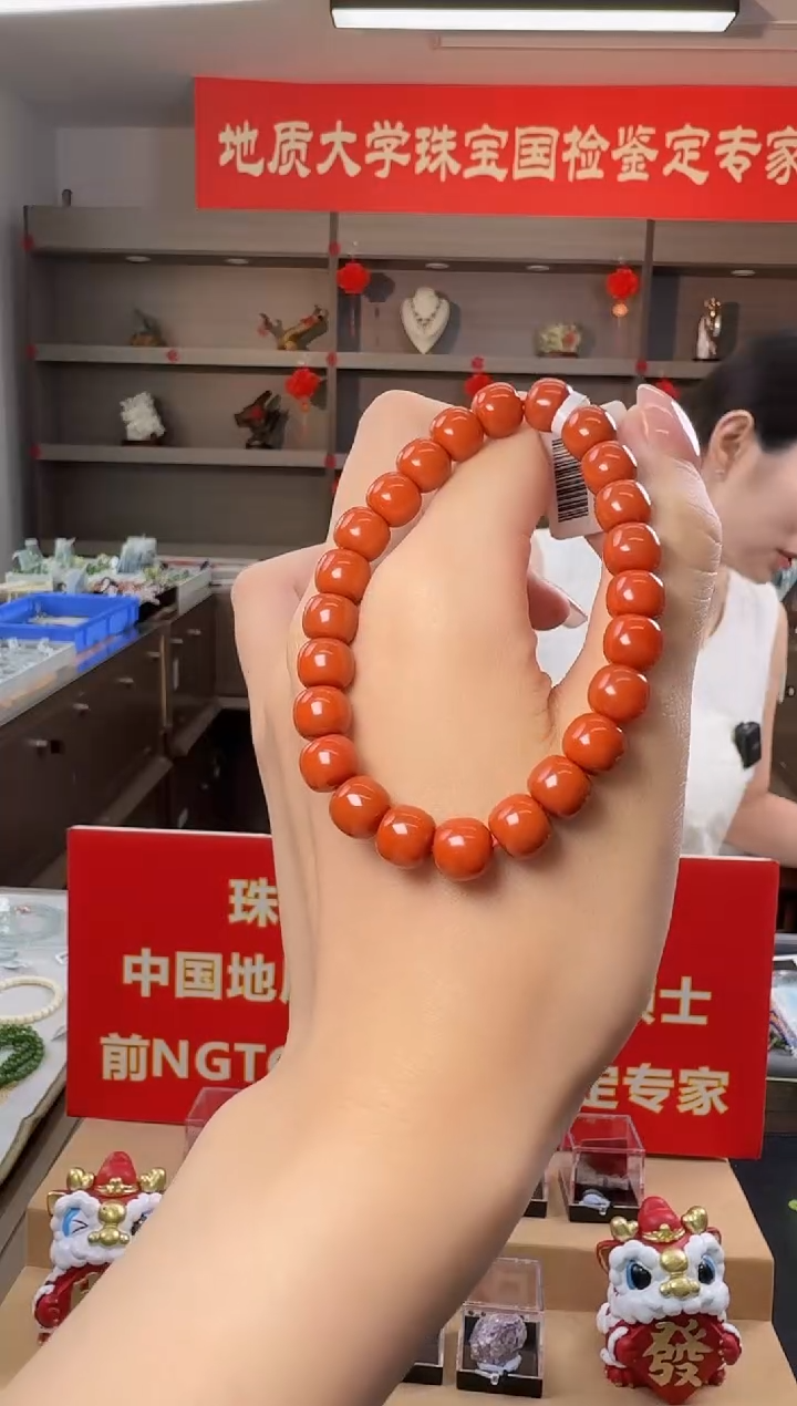 手串未镶嵌南红玛瑙满色满肉柿子红南红玛瑙单圈手串8.5-9mm