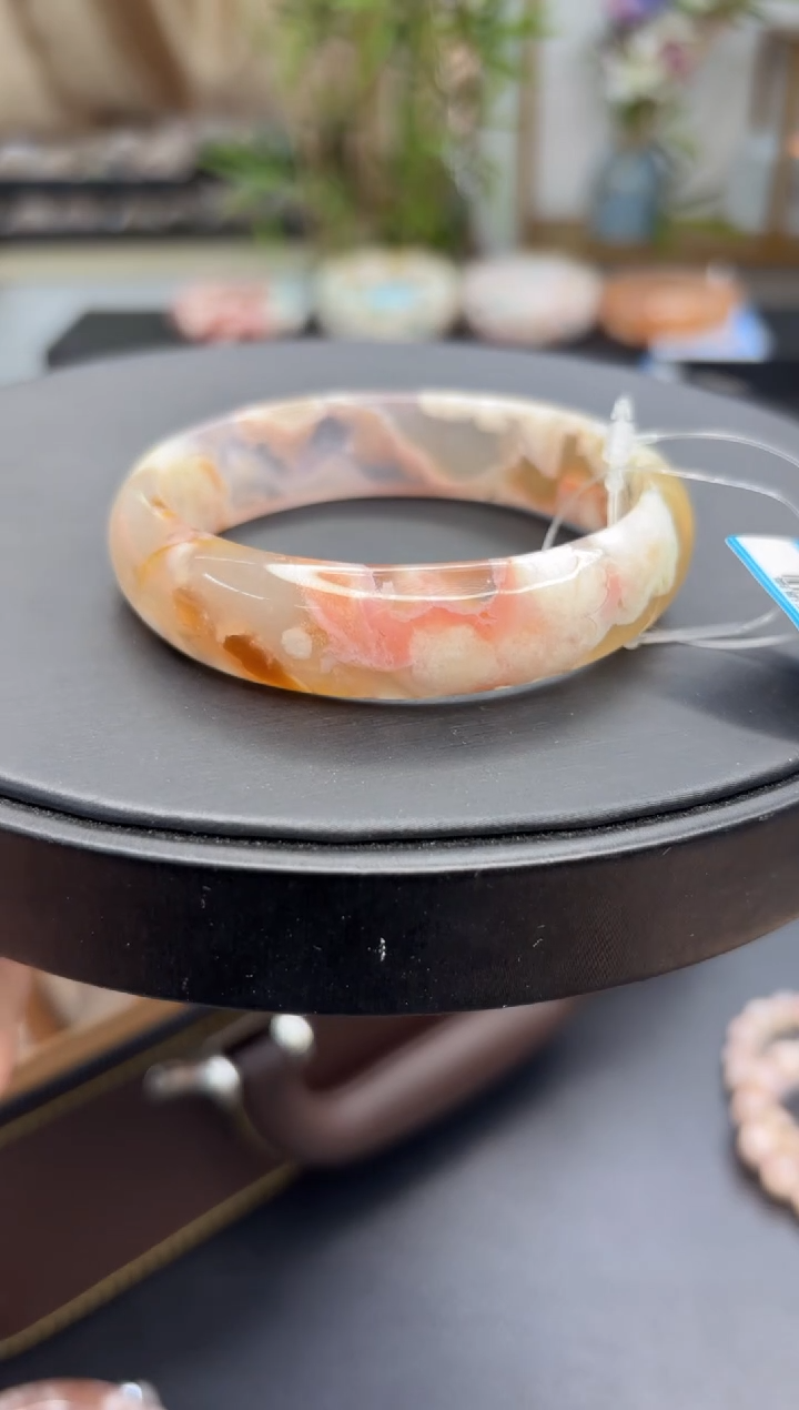 【闪购商品】石英质玉手镯未镶嵌C881(59圈)