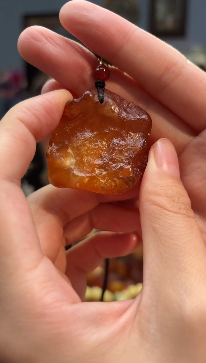 琥珀颈饰未镶嵌吊坠