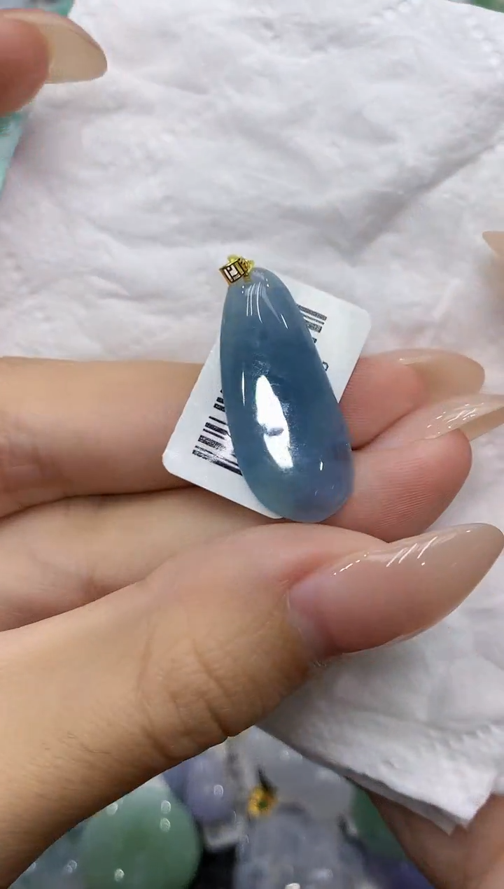 颈饰18K金镶嵌翡翠111111111111
