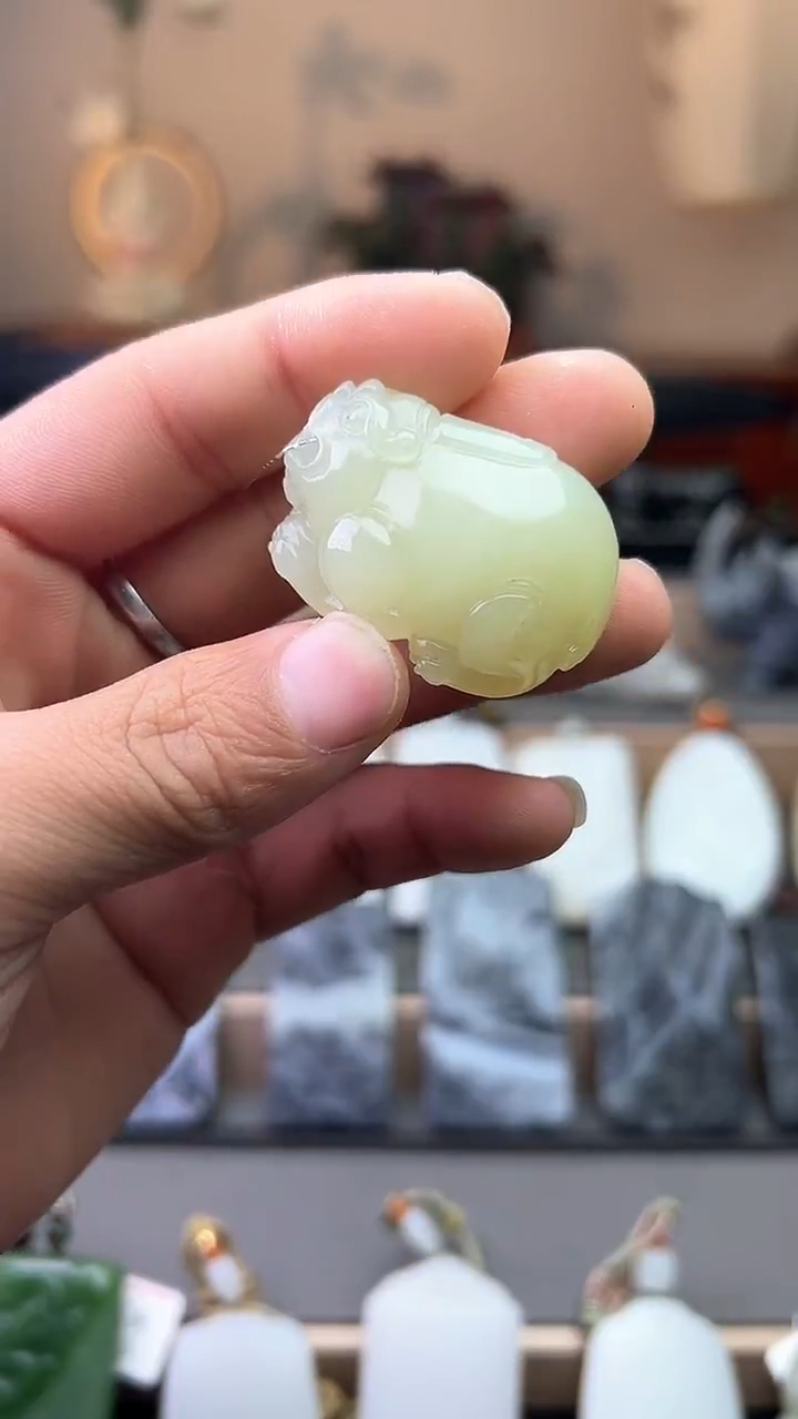 【闪购商品】和田玉把件未镶嵌吊坠