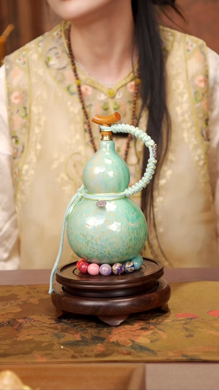 185易林高端工艺大漆酒葫芦--138