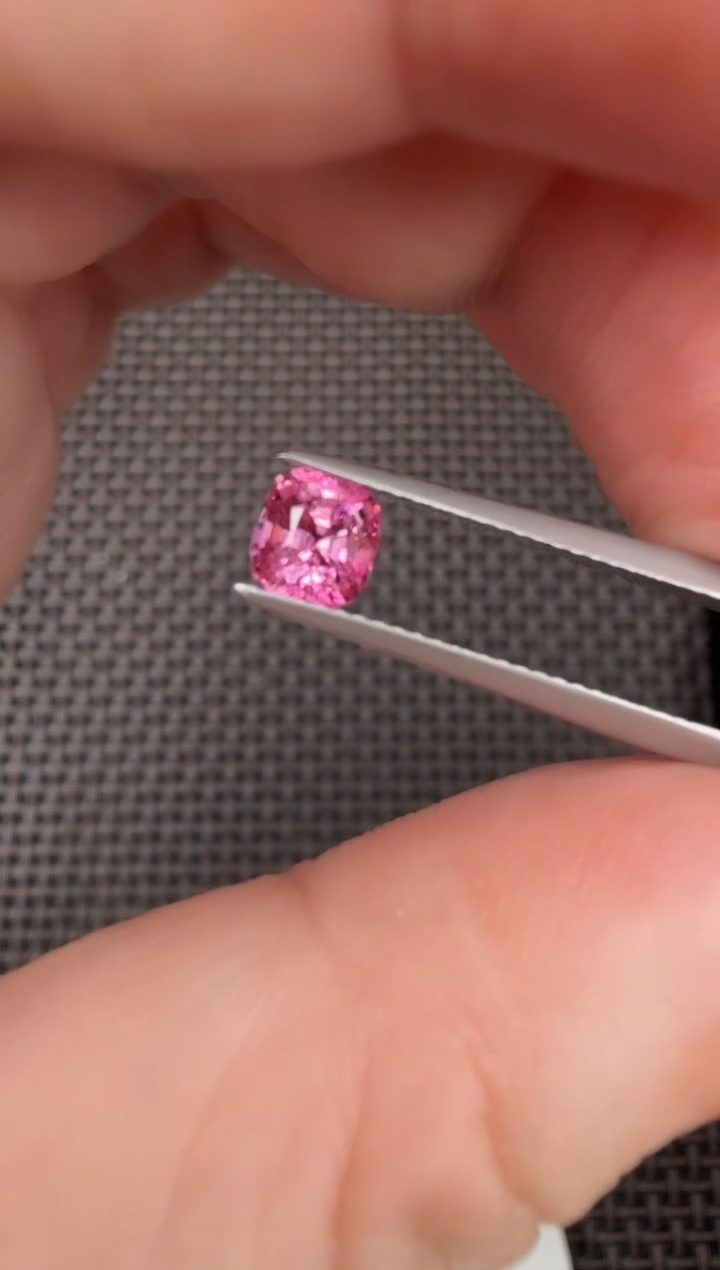 【闪购商品】蓝宝石裸石未镶嵌1ct-B012284