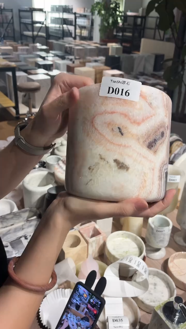 石材D016希腊彩虹香薰筒