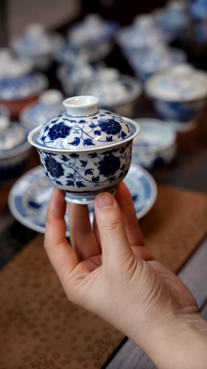 【闪购商品】130花卉盖碗11111111111