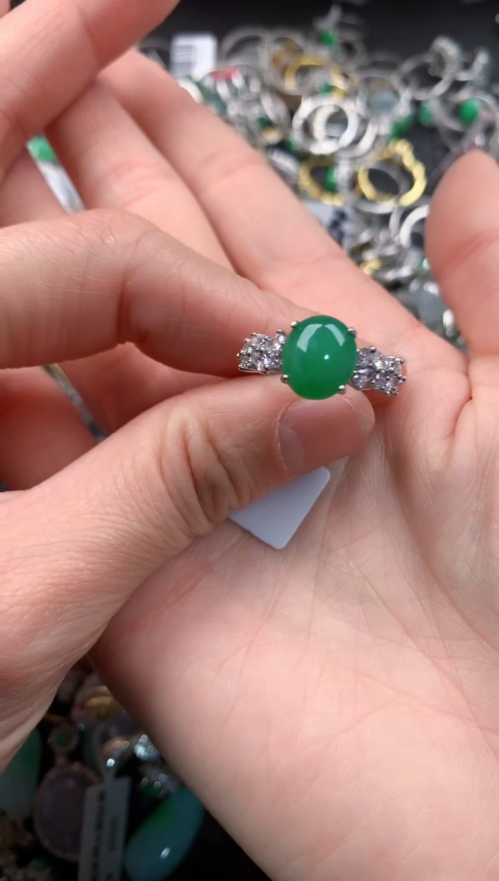 银S925镶嵌戒指翡翠777    2