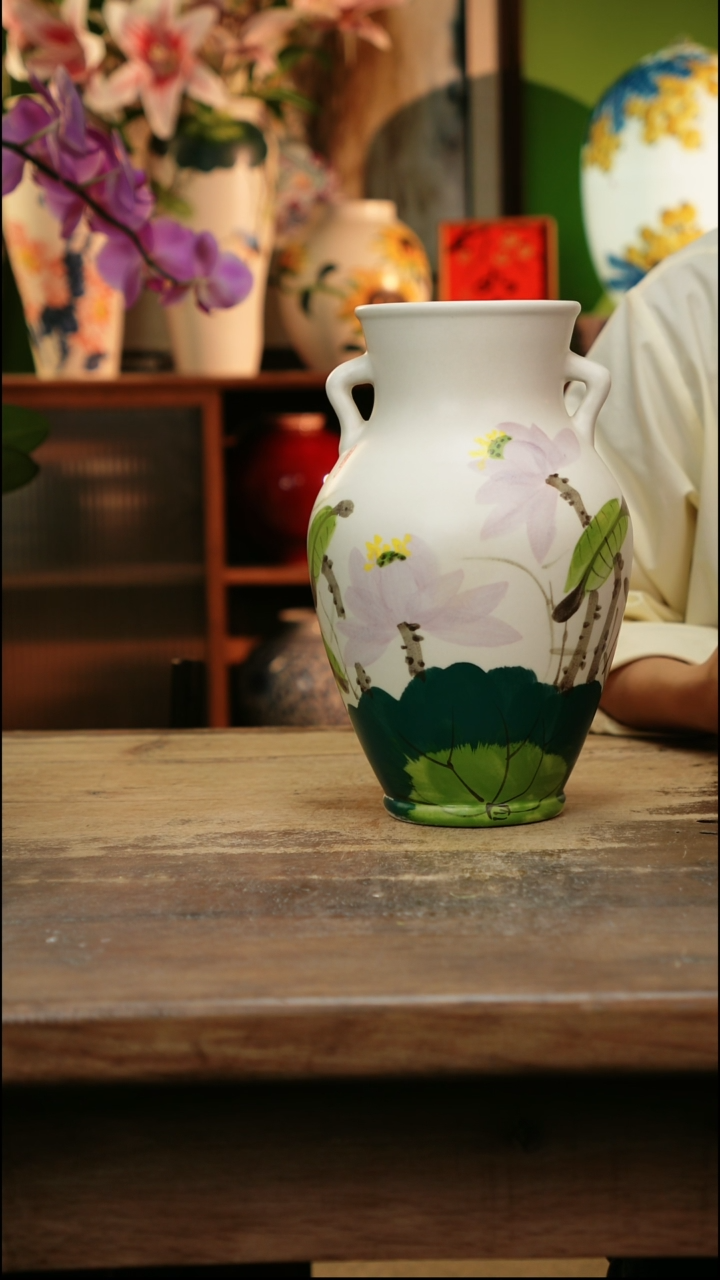 摆件 景德镇纯手工釉下彩精品花瓶