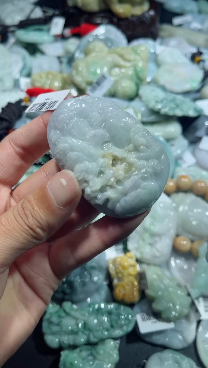 【闪购商品】翡翠颈饰未镶嵌00009979