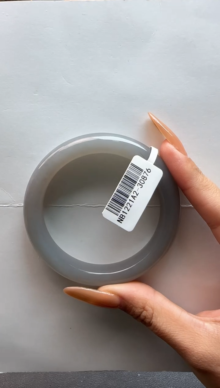 【闪购商品】和田玉手镯未镶嵌56+