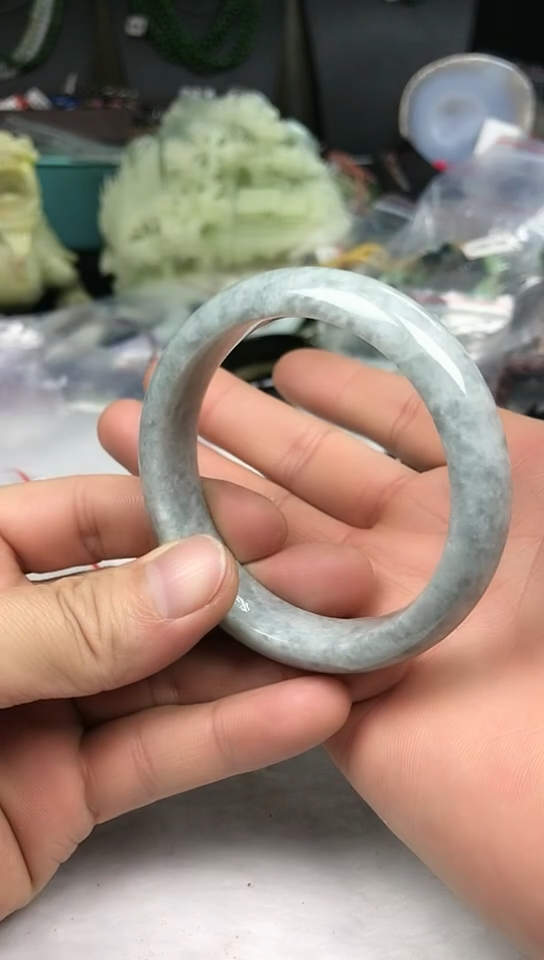 【闪购商品】翡翠手镯未镶嵌【58.5MM】