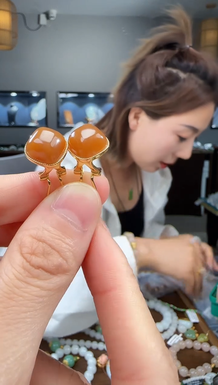 和田玉银S925镶嵌耳饰1