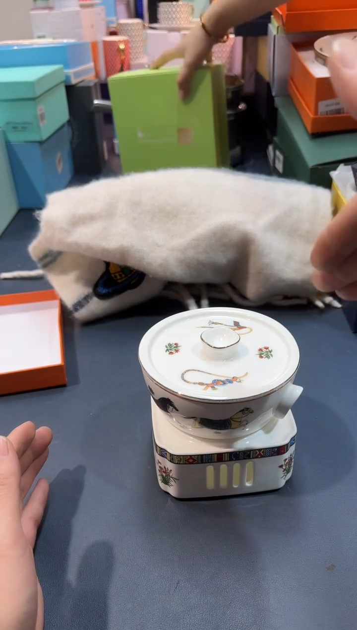 【闪购商品】碗HT122全场正品，京东包邮