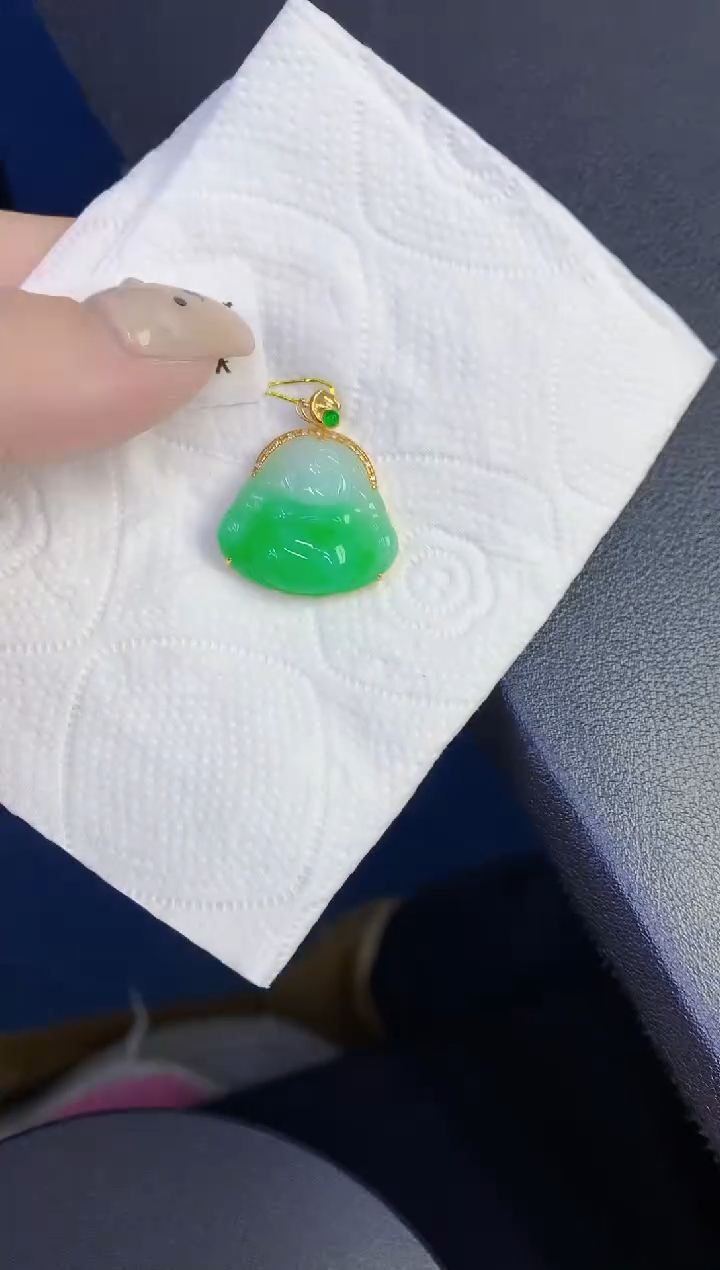 颈饰18K金镶嵌翡翠缅甸天然翡翠A货
