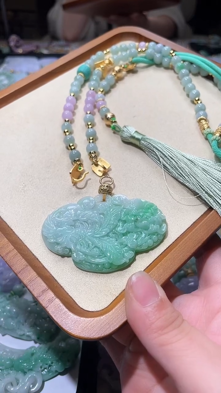 【闪购商品】翡翠颈饰未镶嵌吊坠