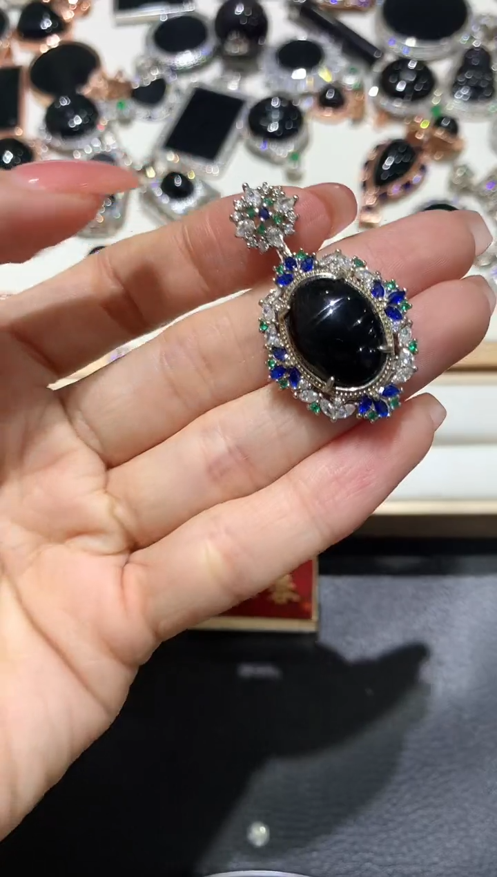 【闪购商品】翡翠吊坠(不含链)银S925镶嵌68多人多样性随机发货1件