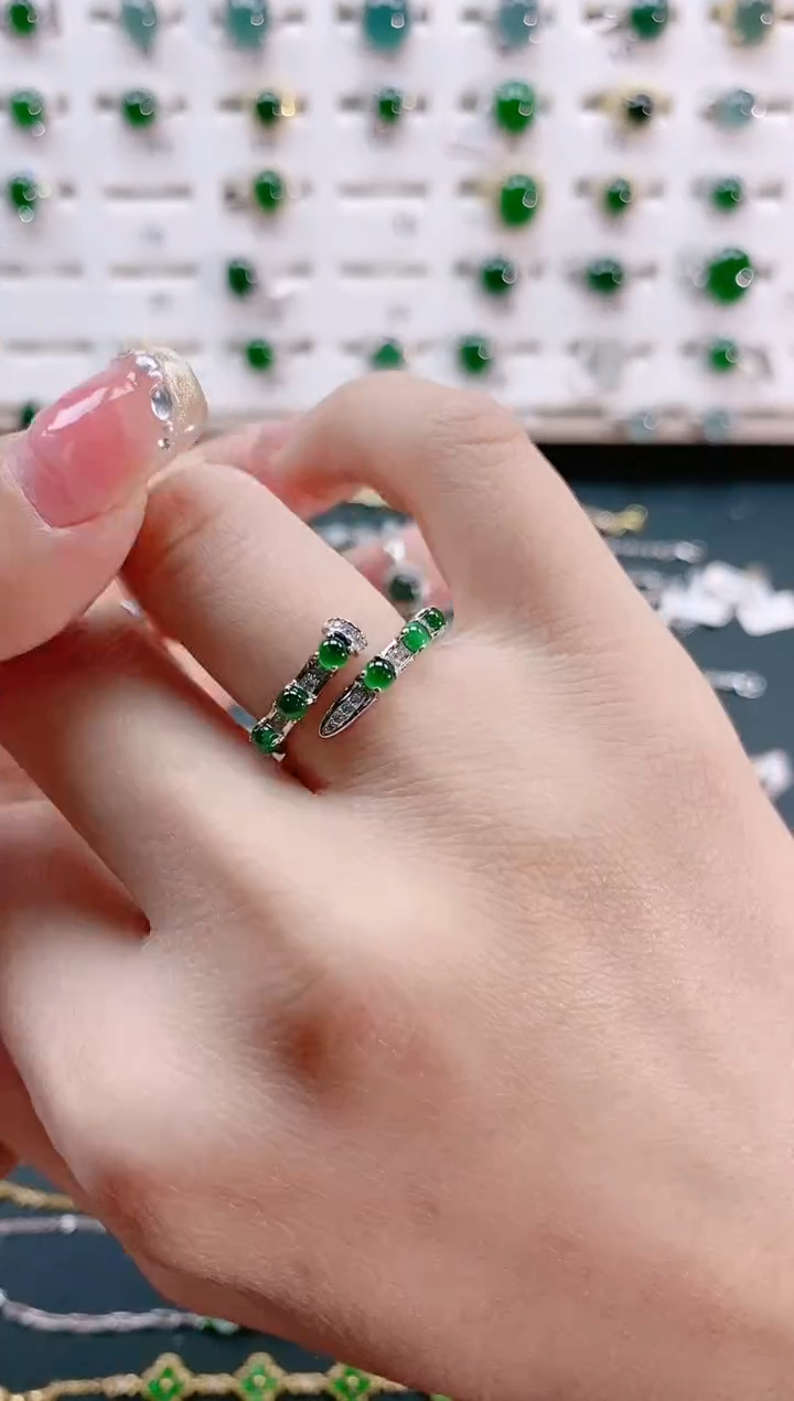 【闪购商品】翡翠戒指银S925镶嵌天然翡翠