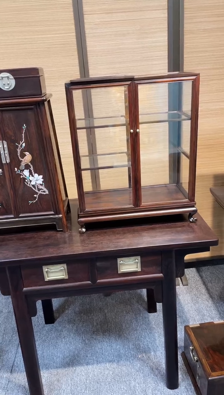 【闪购商品】红酸枝木类成套家具玻璃柜 50*26*59