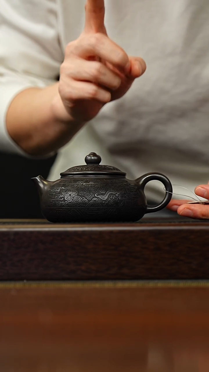 茶壶紫砂宜兴原矿 半手工 紫砂壶容量240CC