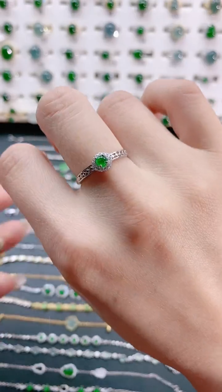 【闪购商品】翡翠戒指银S925镶嵌天然翡翠