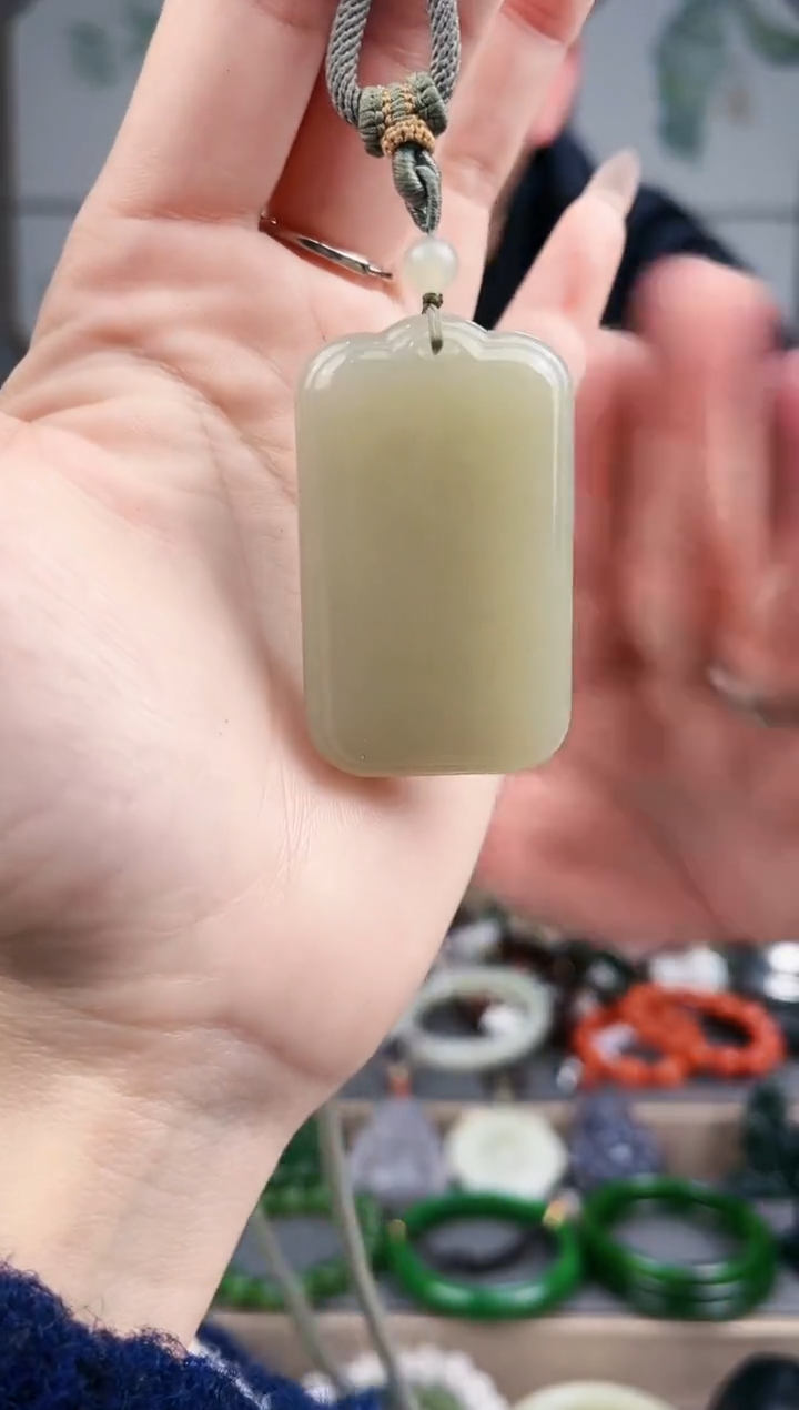 【闪购商品】和田玉颈饰未镶嵌AA多样性发货 