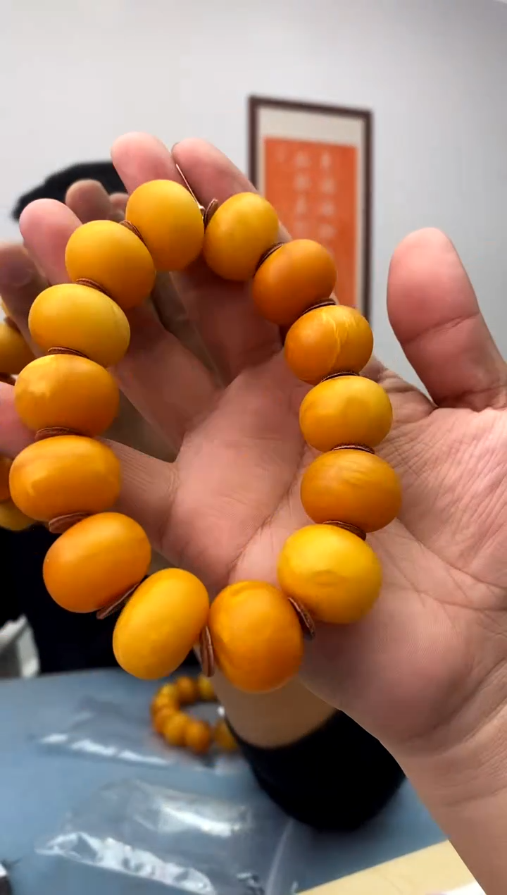 【闪购商品】蜜蜡珠宝奇石未镶嵌假一罚十，多样性发一件永久包退