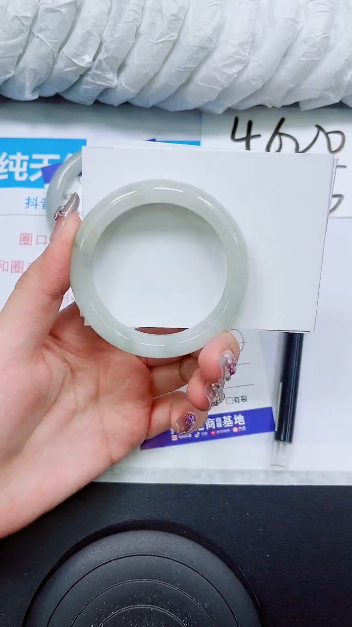 【闪购商品】石英质玉手镯未镶嵌S92-52/53