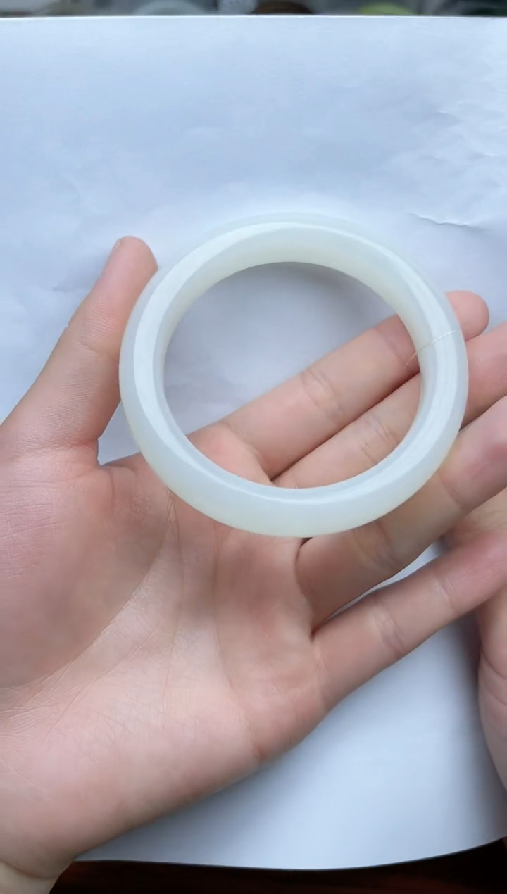 【闪购商品】和田玉手镯未镶嵌57/58圈口kk